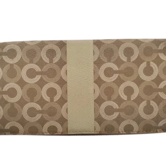 COACH Wallet - Picture 1 of 4